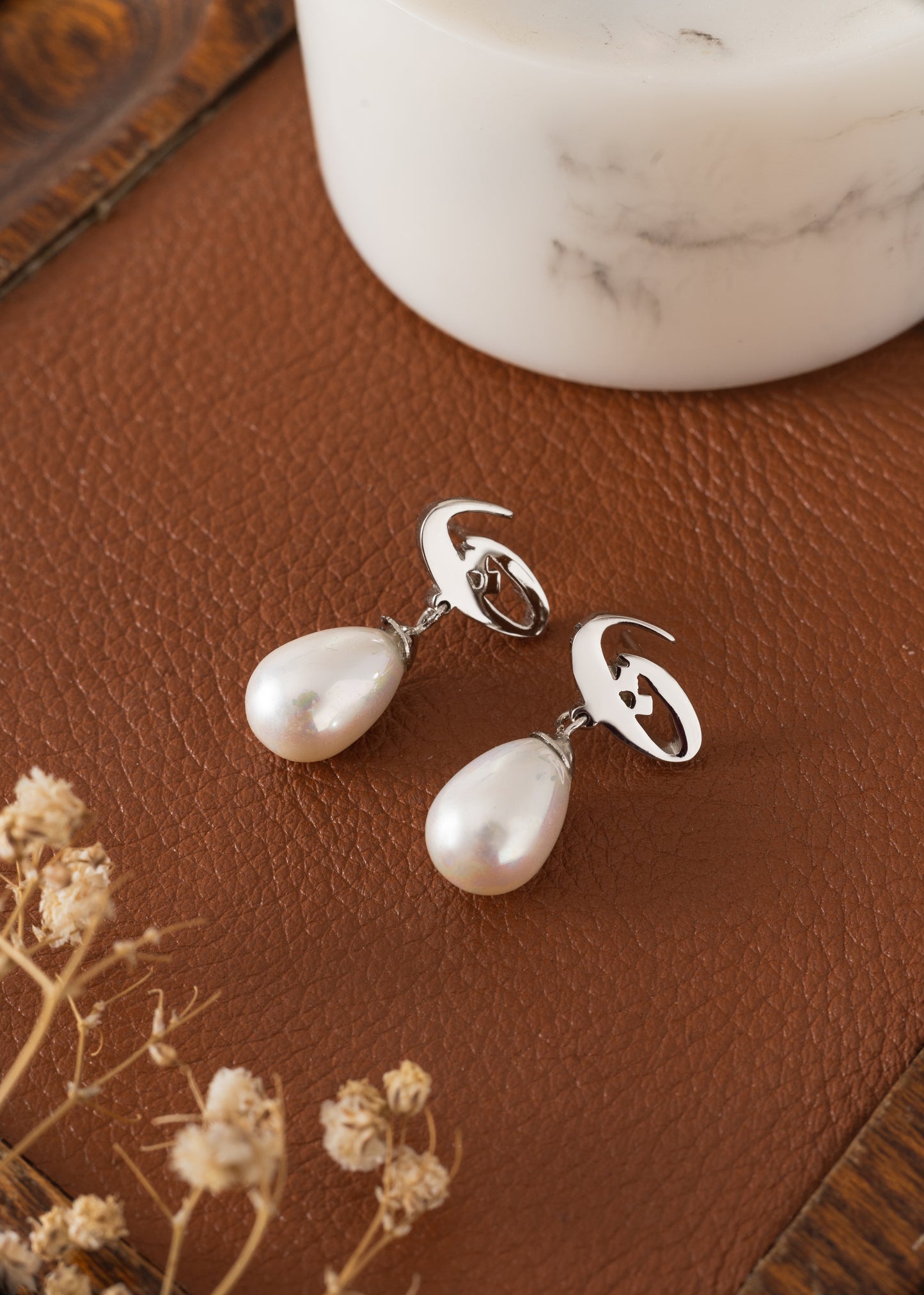 Arabic Initial Earring | ت