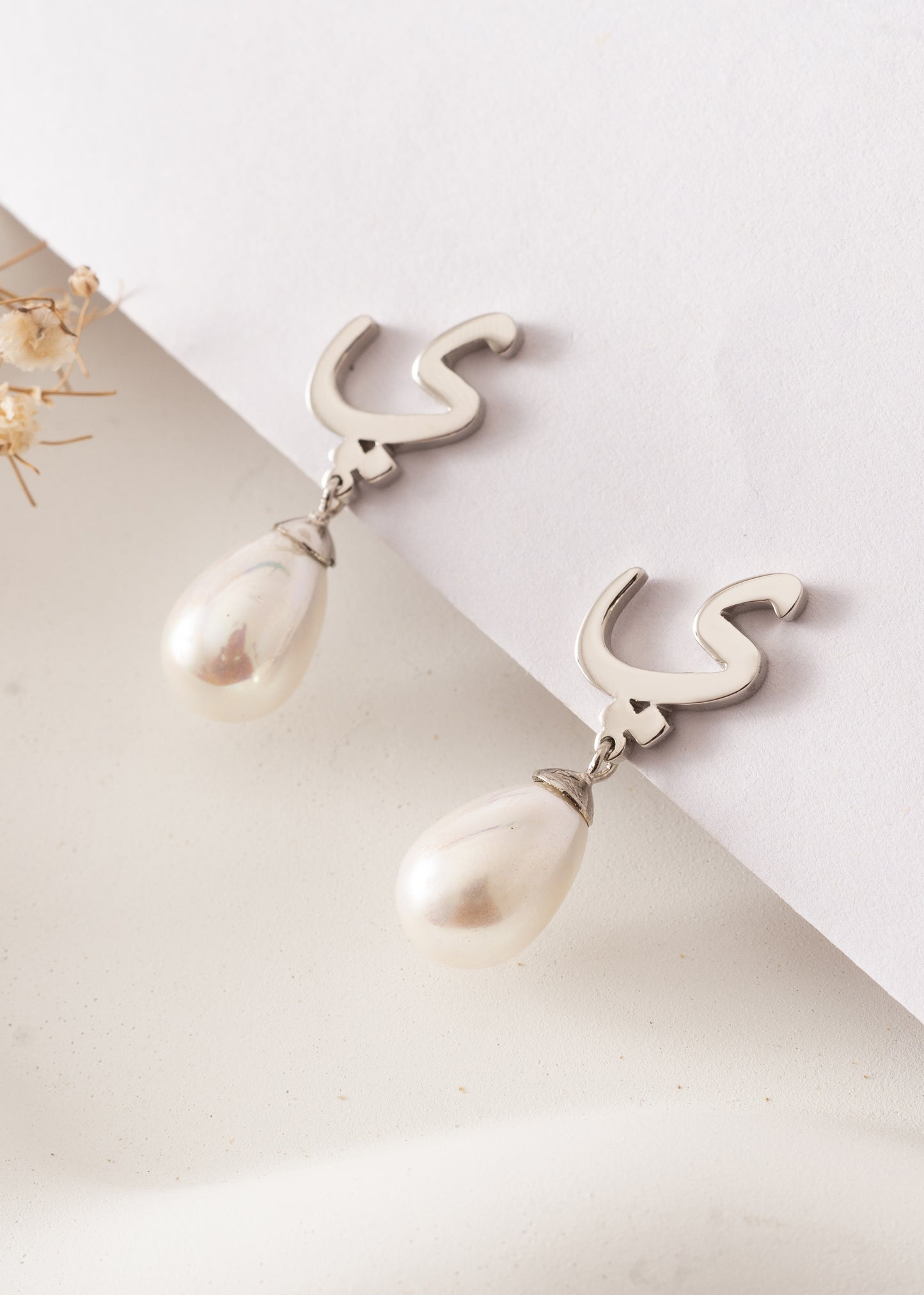 Arabic Initial Earring | ی