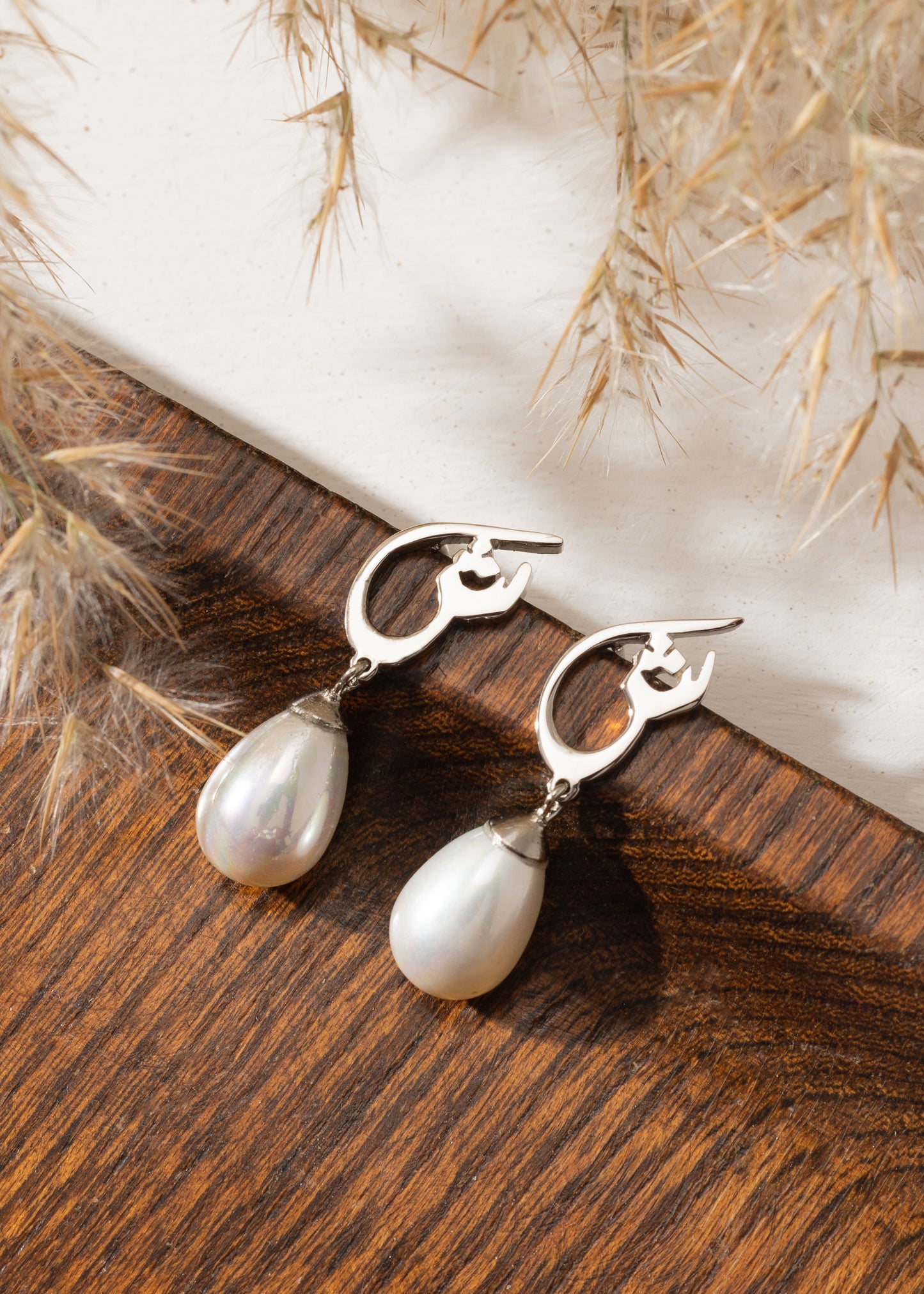 Arabic Initial Earring | ش